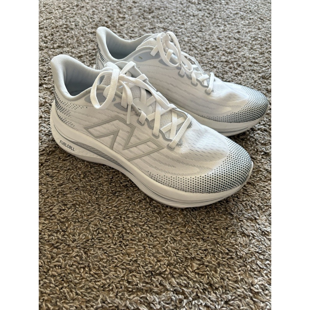 New Balance Fuelcellwoman's Size 7.5 Women's